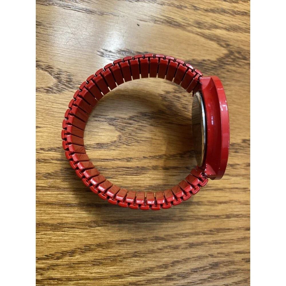 Geneva Red Quartz Flex Metal Band Luxury Dress Women's Watch Working